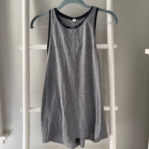 Lululemon grey workout tank top size 6